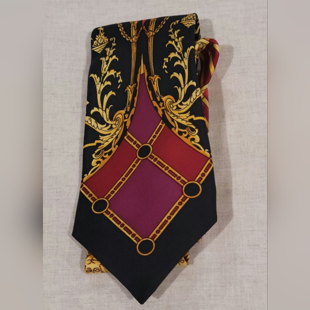GIANNI VERSACE 100 % Silk Tie